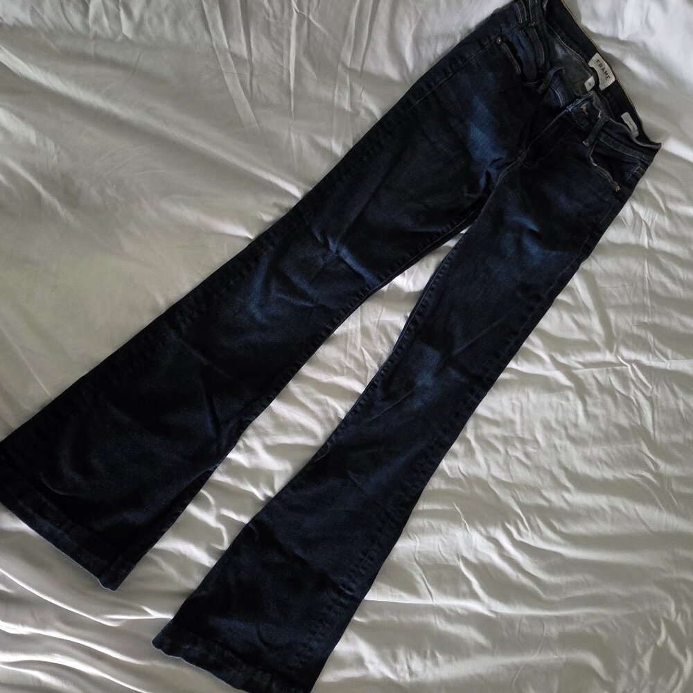 Frame flare soft/stretchy jean size 26